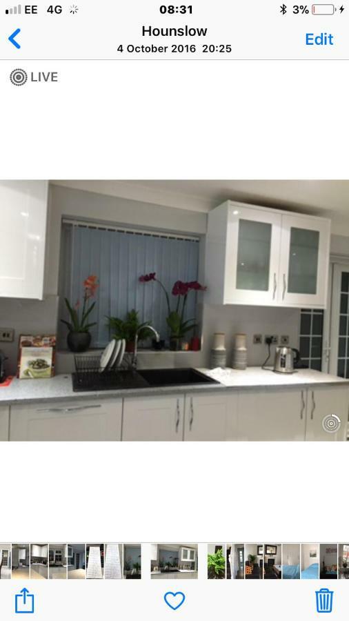 Appartement House à Hounslow Extérieur photo