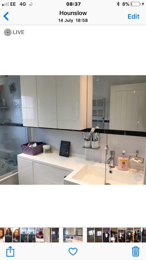 Appartement House à Hounslow Extérieur photo